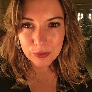 Meet your Posher, Stefanie